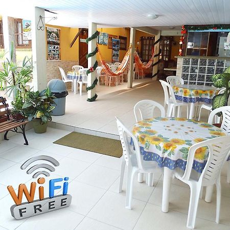 Casa E Praia Hospedaria Арраял-ду-Кабу Екстер'єр фото